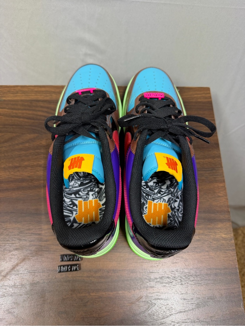 Nike Multicolor Low-Top Sneakers in Blue, Pink, Brown, Purple, Green - Picture 5 of 6